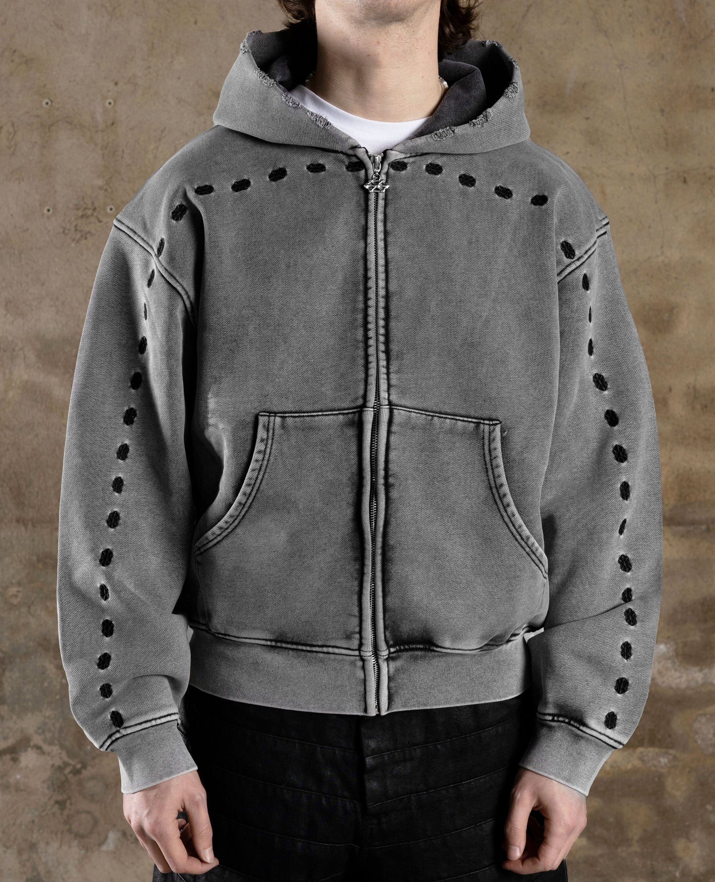 BLACK GEMS ZIP
