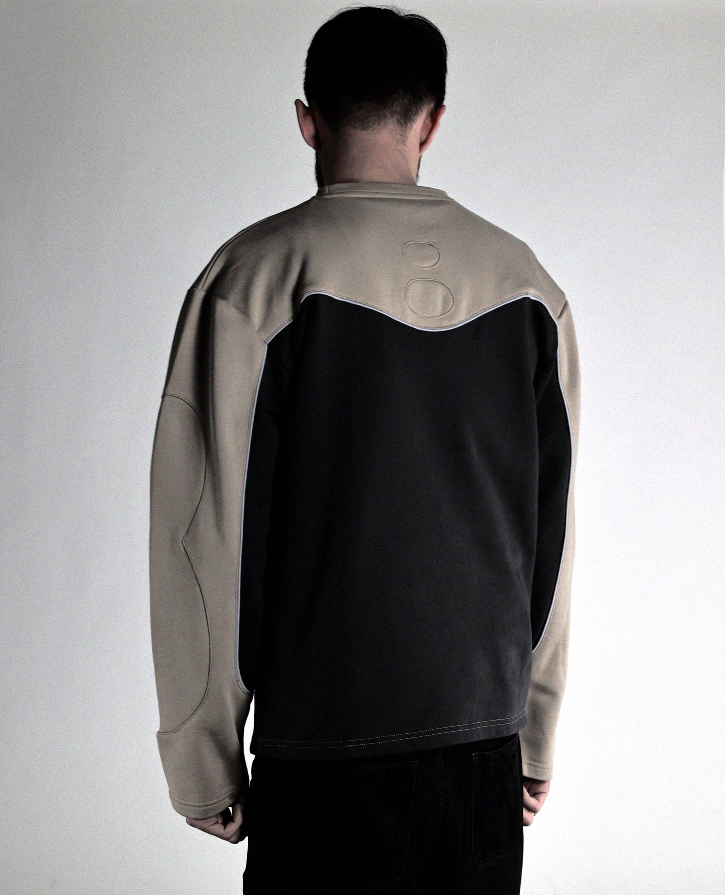 DYSTOPIC CREWNECK